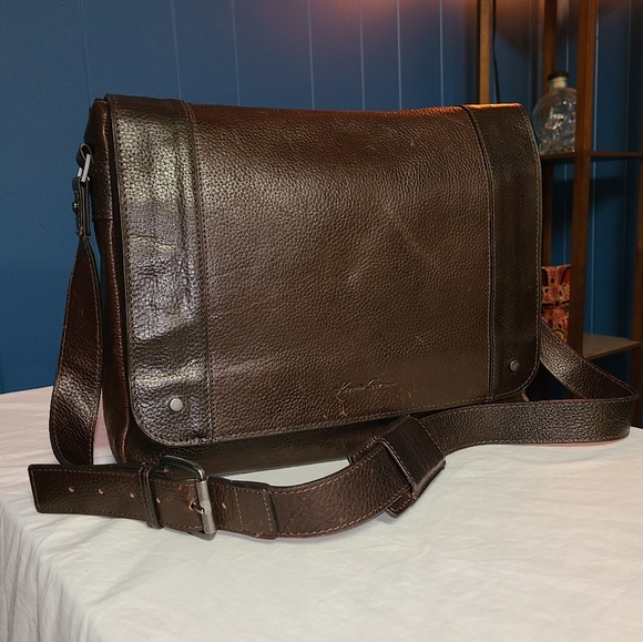 Cole New York Bags Cole New York Brown Leather